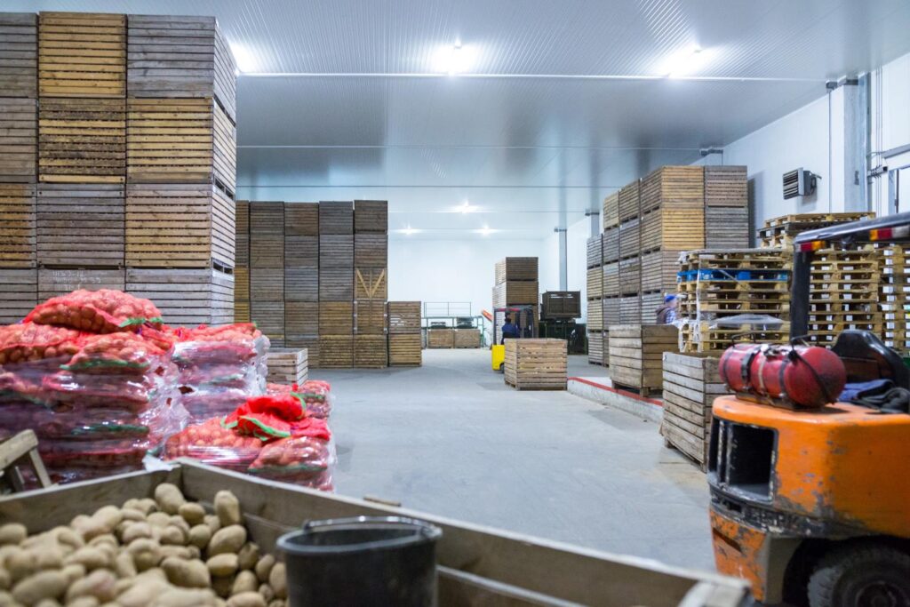 It’s important that concrete packhouse floors are even, clean and in perfect condition in order to ensure productivity and reduce damage to products and forklifts.